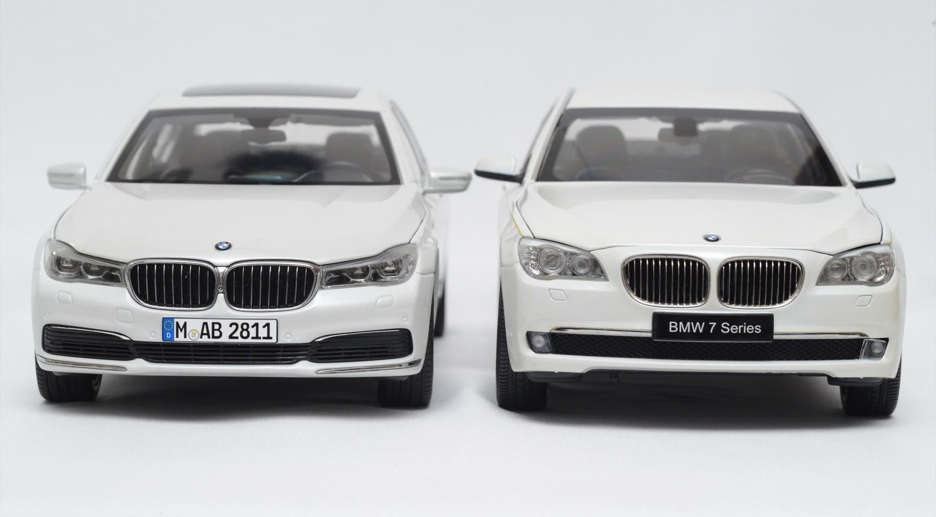 1／18 paragon BMW 750Li Sedan BMW 7シリーズ ダイキャストミニカー 