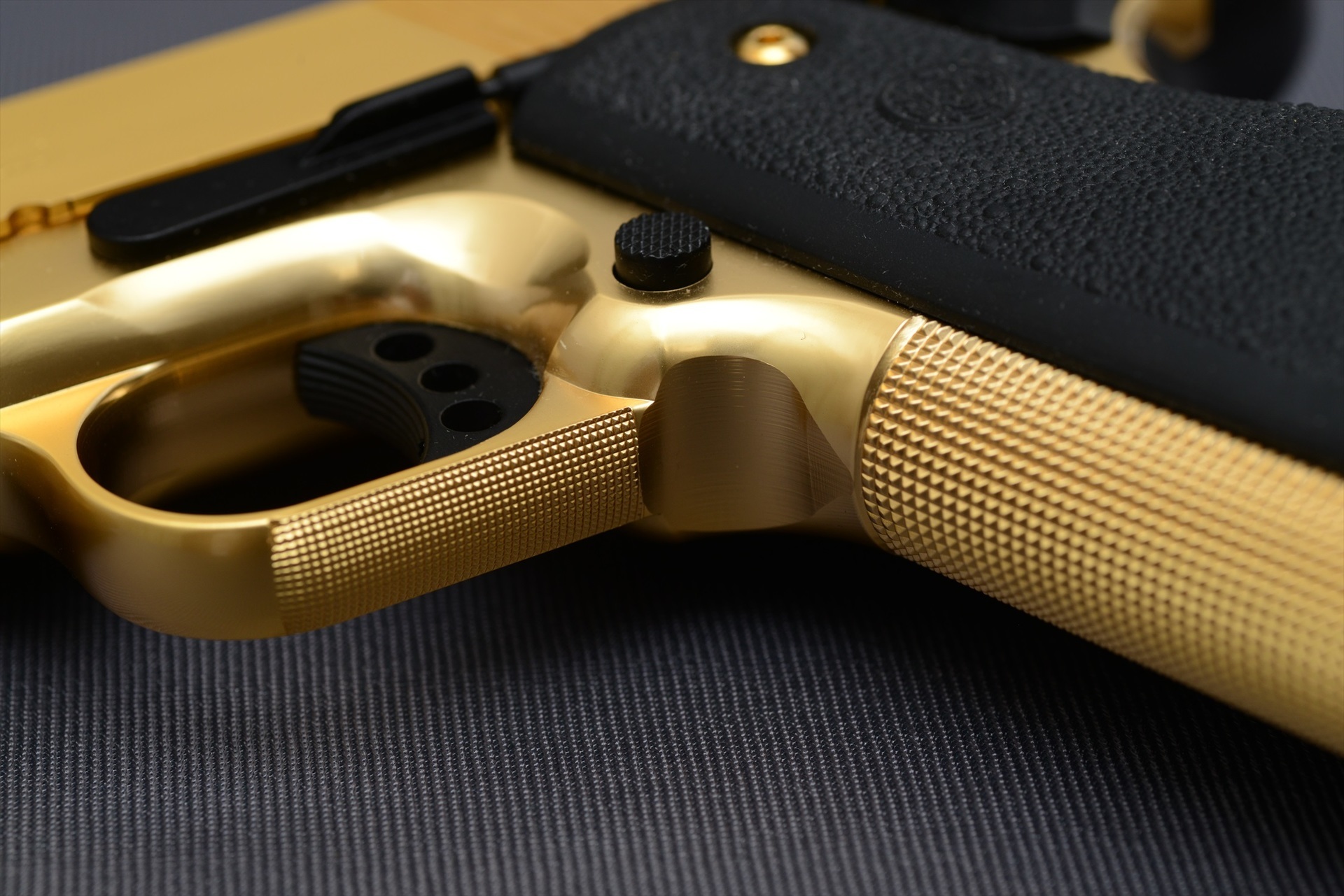 WA Wilson Gilded V12: 銀の備忘録