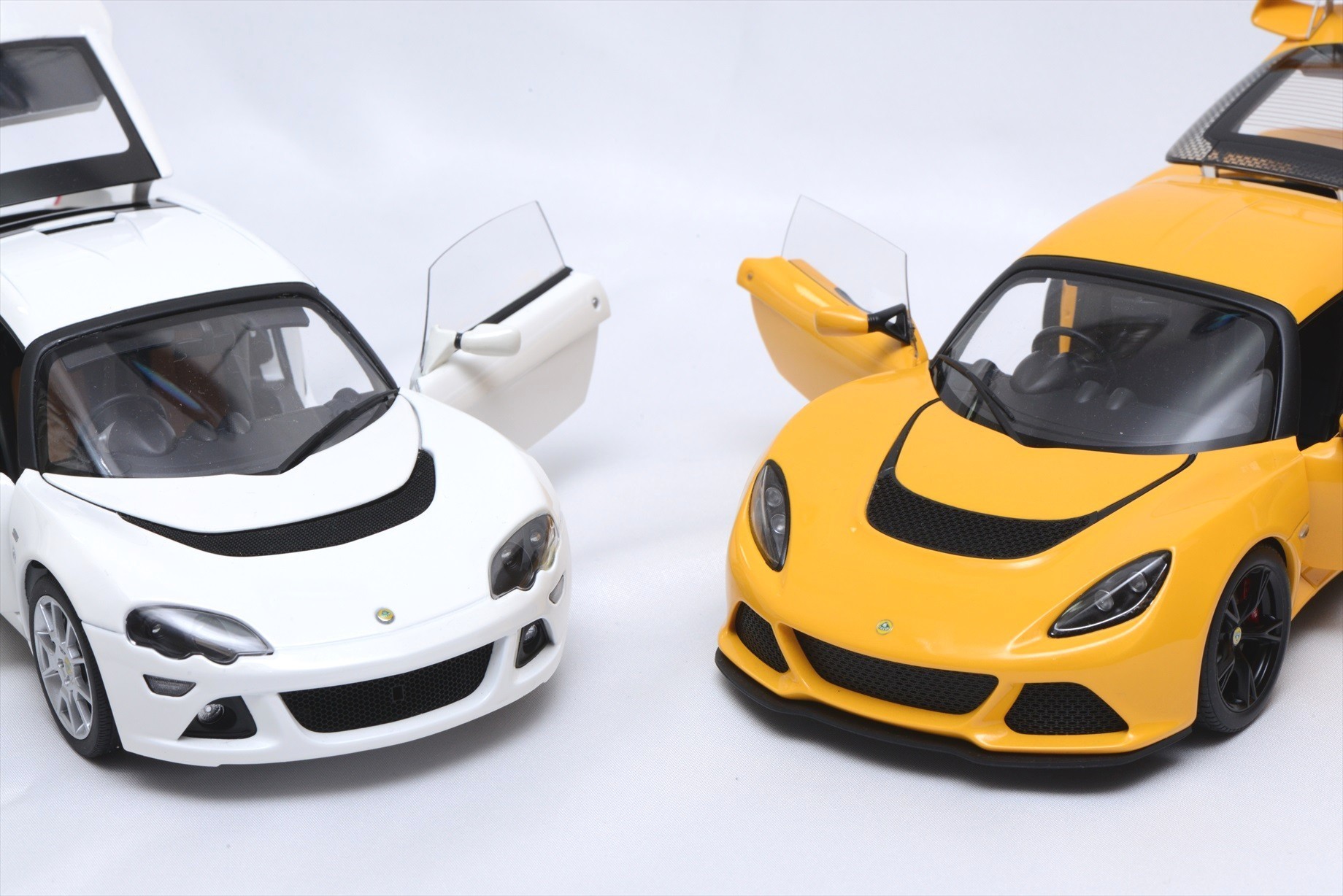 AUTOart 1/18 ロータスエキシージ シリーズ3 ②: 銀の備忘録